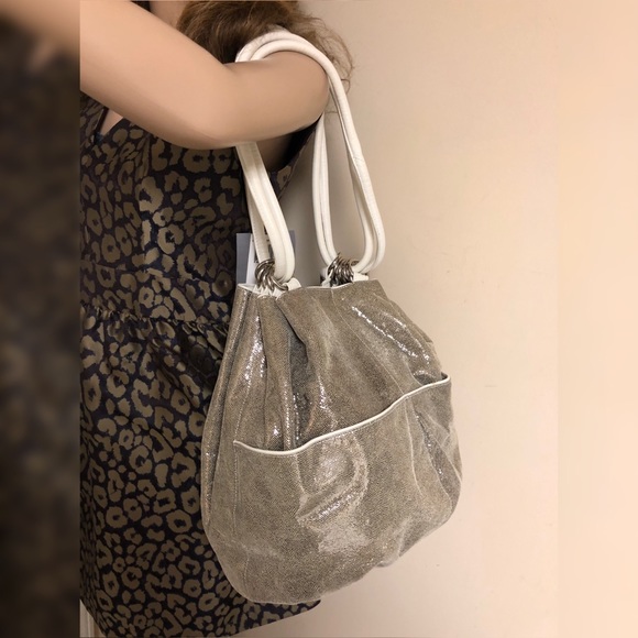 KOOBA Cassandra Draw Top String Metallic XL Bucket - Picture 2 of 8